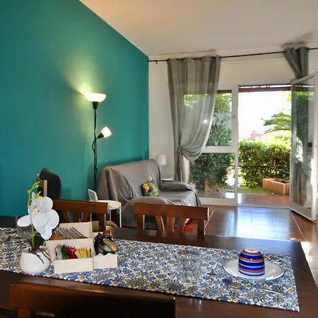 Degli Inglesi דירה *